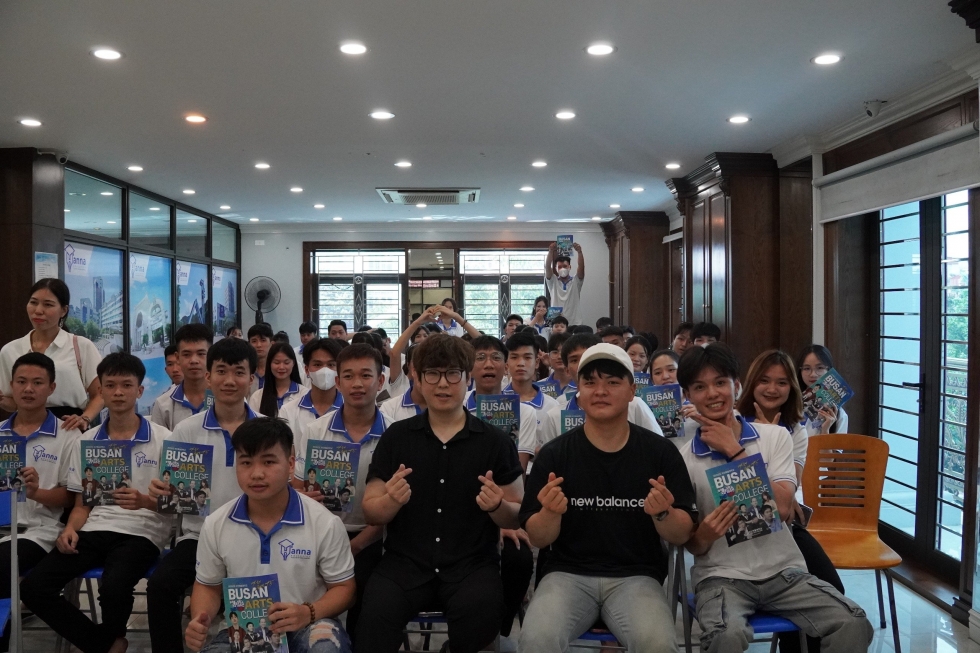 Cao đẳng Nghệ thuật Busan tư vấn tuyển sinh trực tiếp tại Hanna